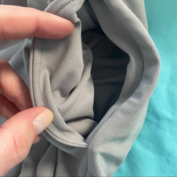 Uniqlo Gray Greenish Gaucho Wide Leg Stretch Flowy Pants Capris Elastic XL - Picture 10 of 12